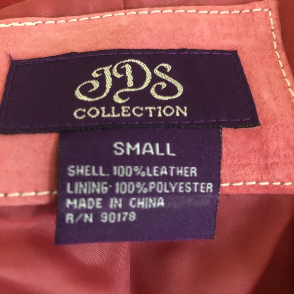 Suede pink suit - Picture 6 of 6